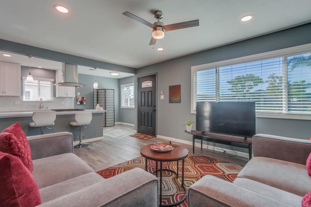 3196 Buena Hills Drive Property Photo 4