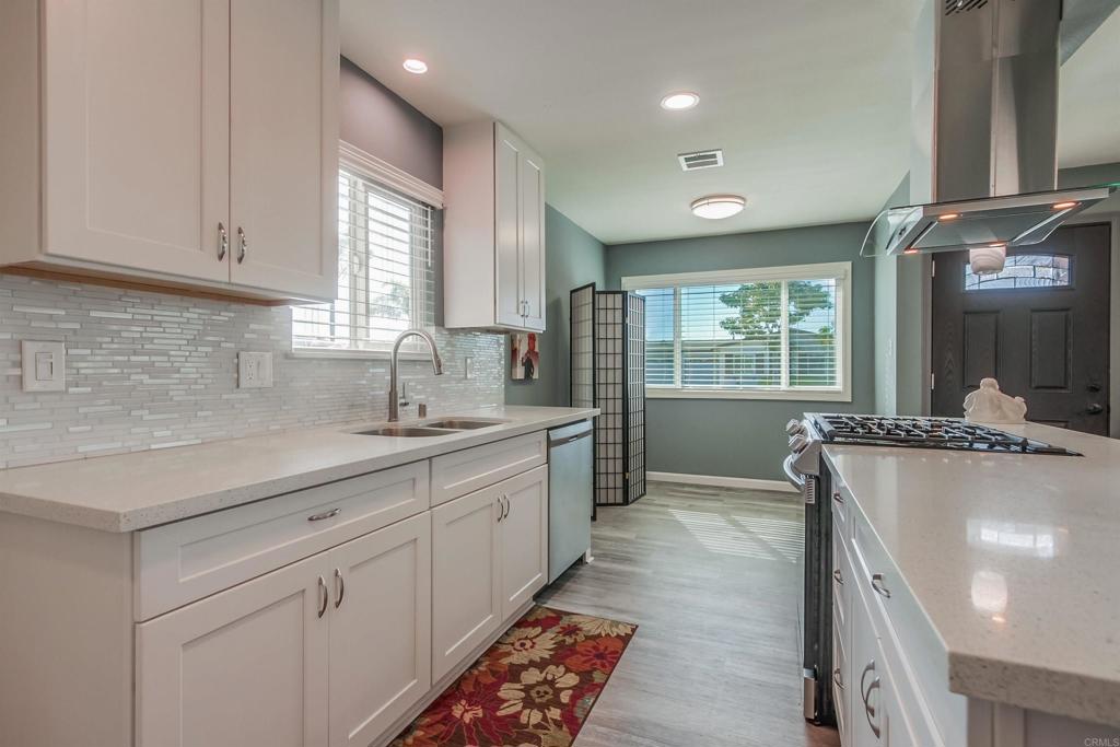 3196 Buena Hills Drive Property Photo 13