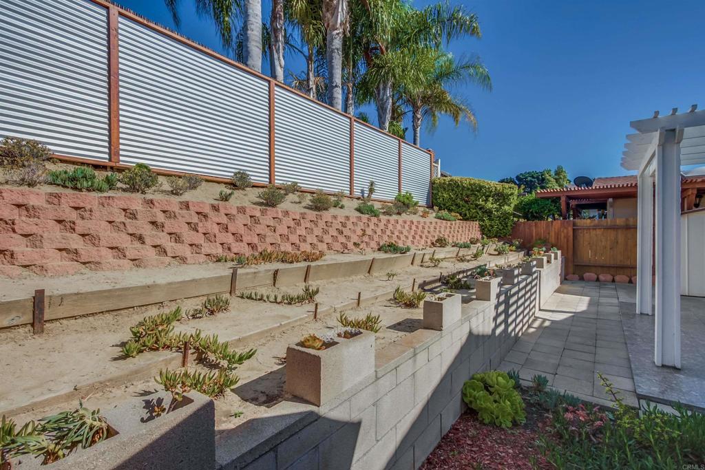 3196 Buena Hills Drive Property Photo 29