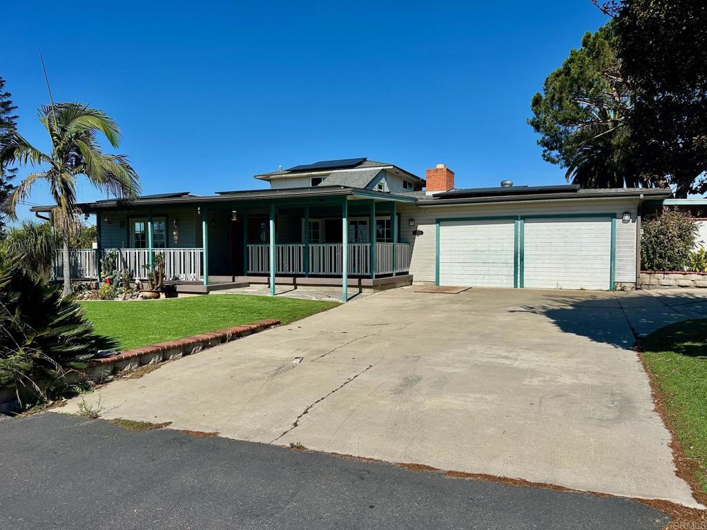 880 Crest View Rd Property Photo 1