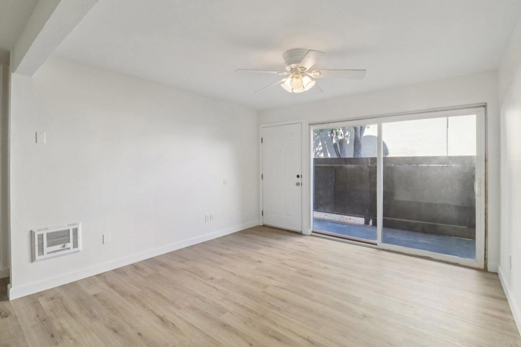 3454 Castle Glen Drive 114 Property Photo 5