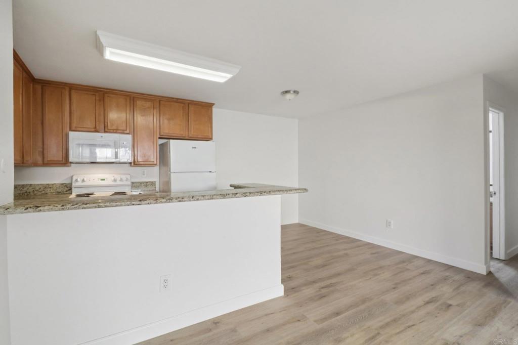 3454 Castle Glen Drive 114 Property Photo 11