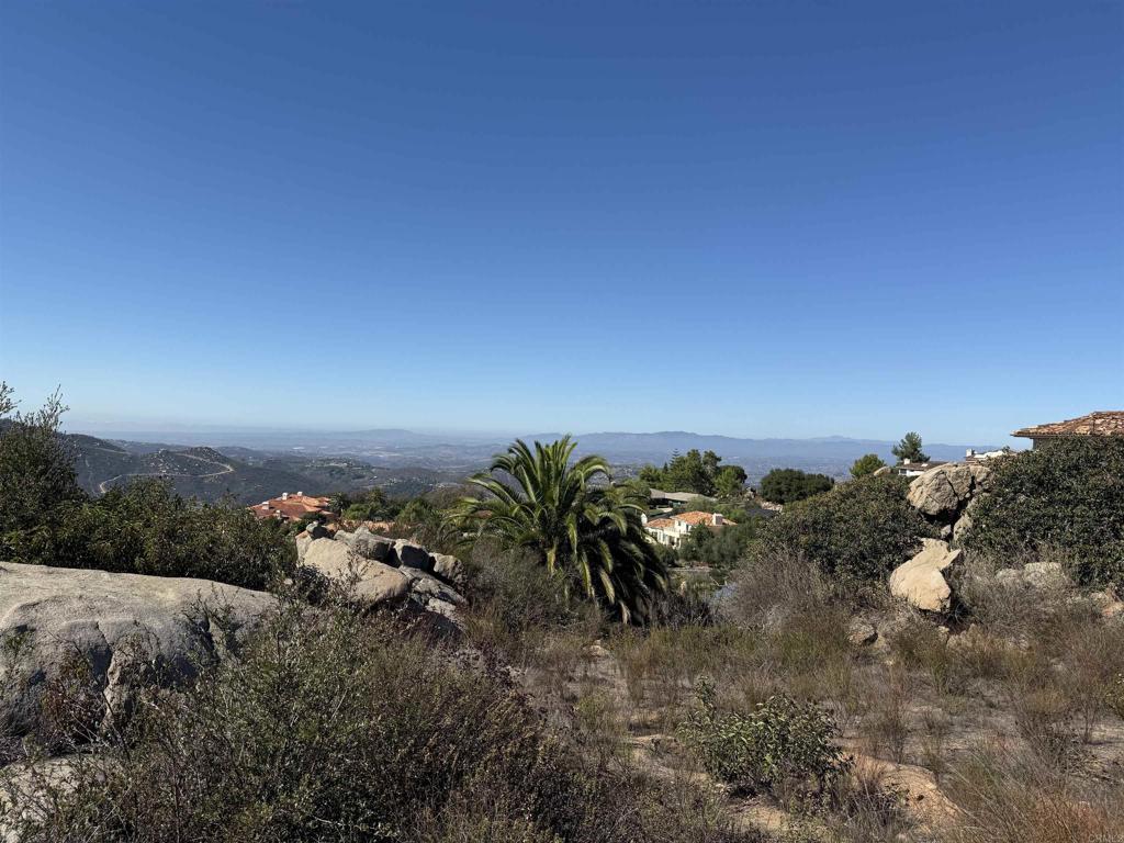 Little Canyon Lane Property Photo 9