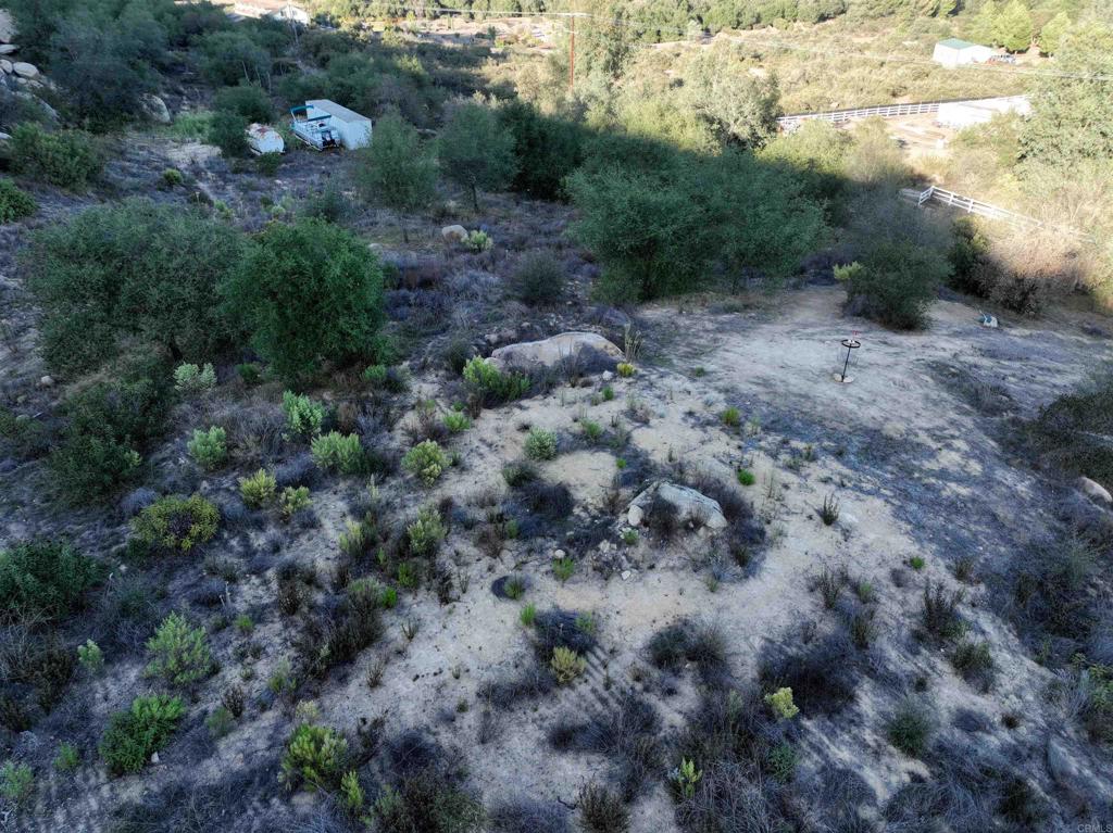 Rainbow Peaks Trail Property Photo 34