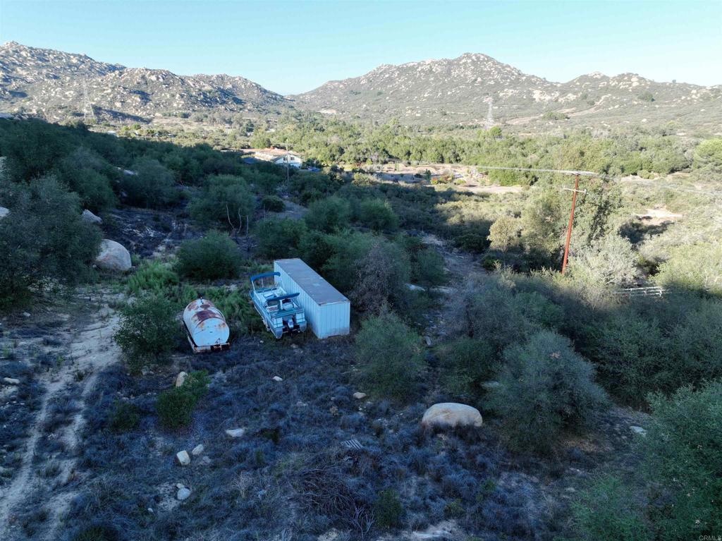 Rainbow Peaks Trail Property Photo 40