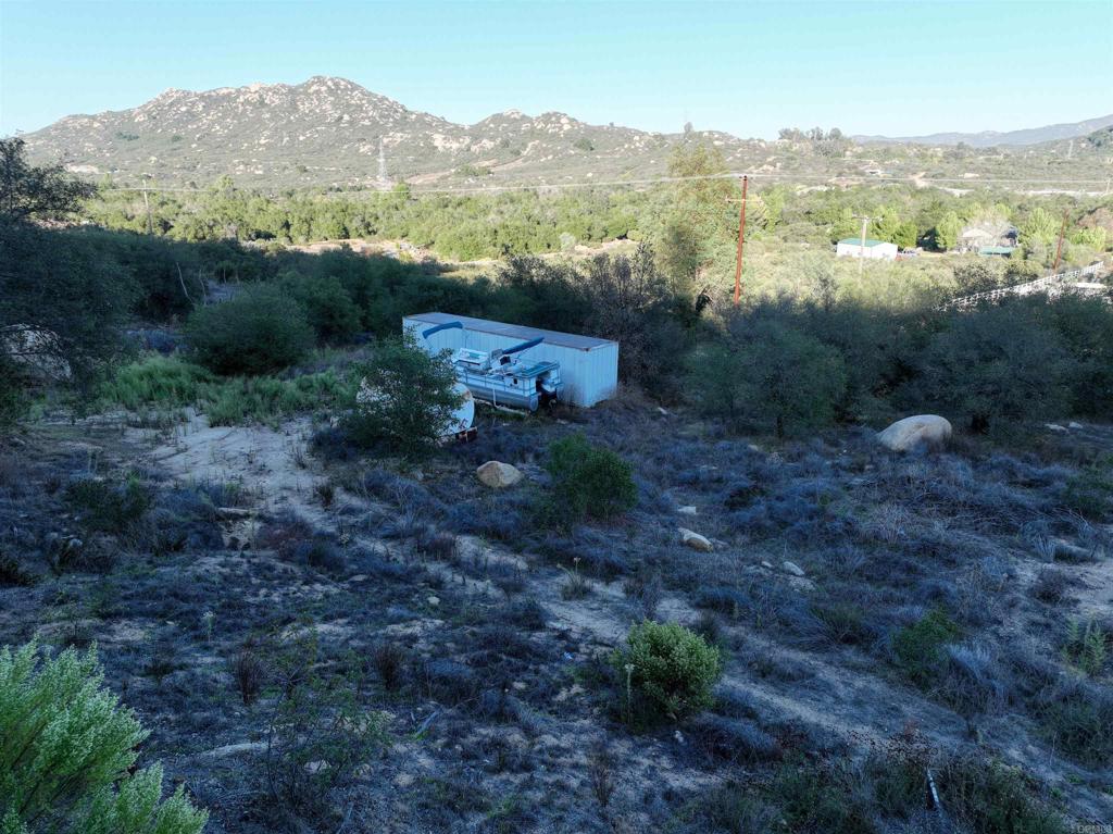 Rainbow Peaks Trail Property Photo 41