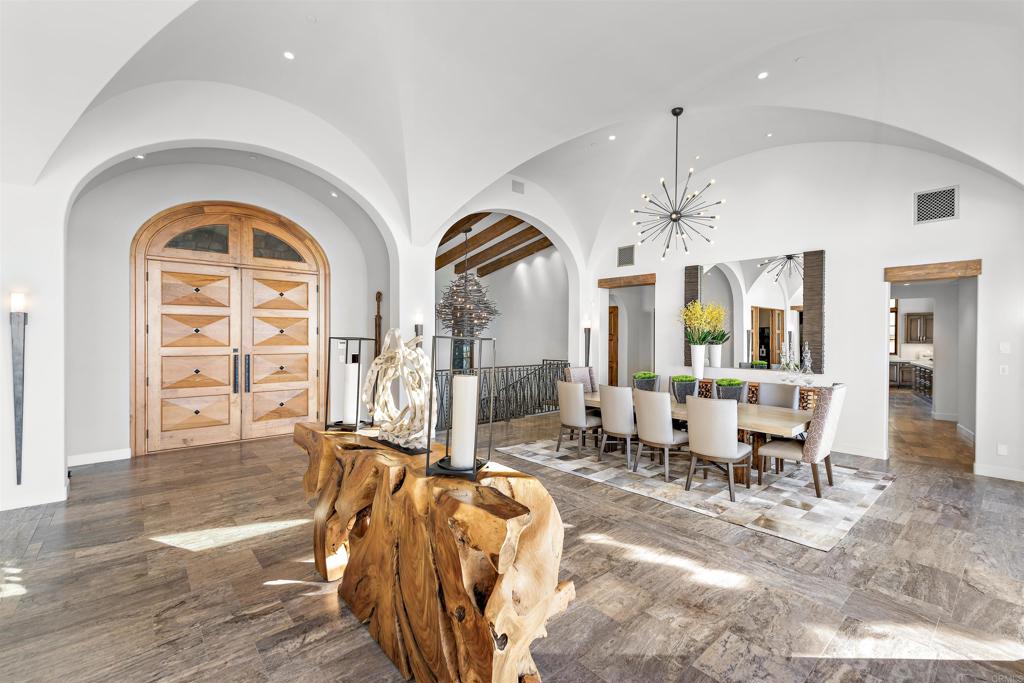 8114 Sendero De La Pradera Property Photo 6