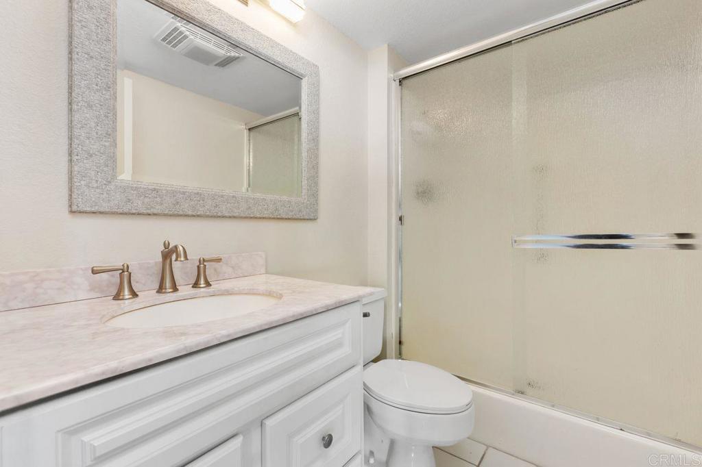 1200 Harbor Drive N 16b Property Photo 18