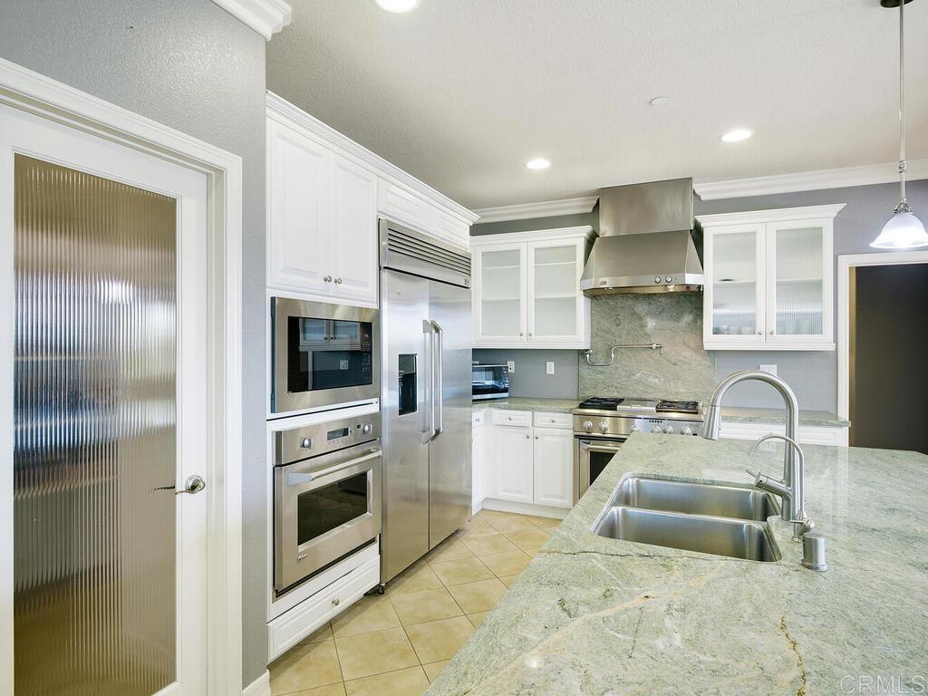 2509 Honeybell Lane Property Photo 7