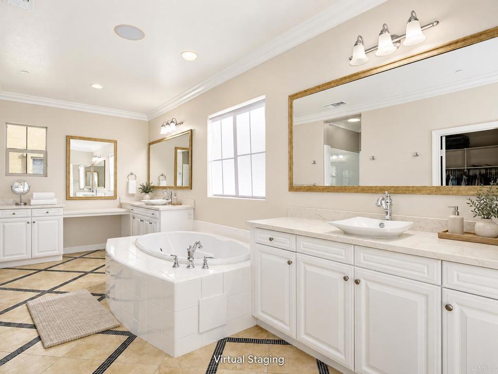 2509 Honeybell Lane Property Photo 17