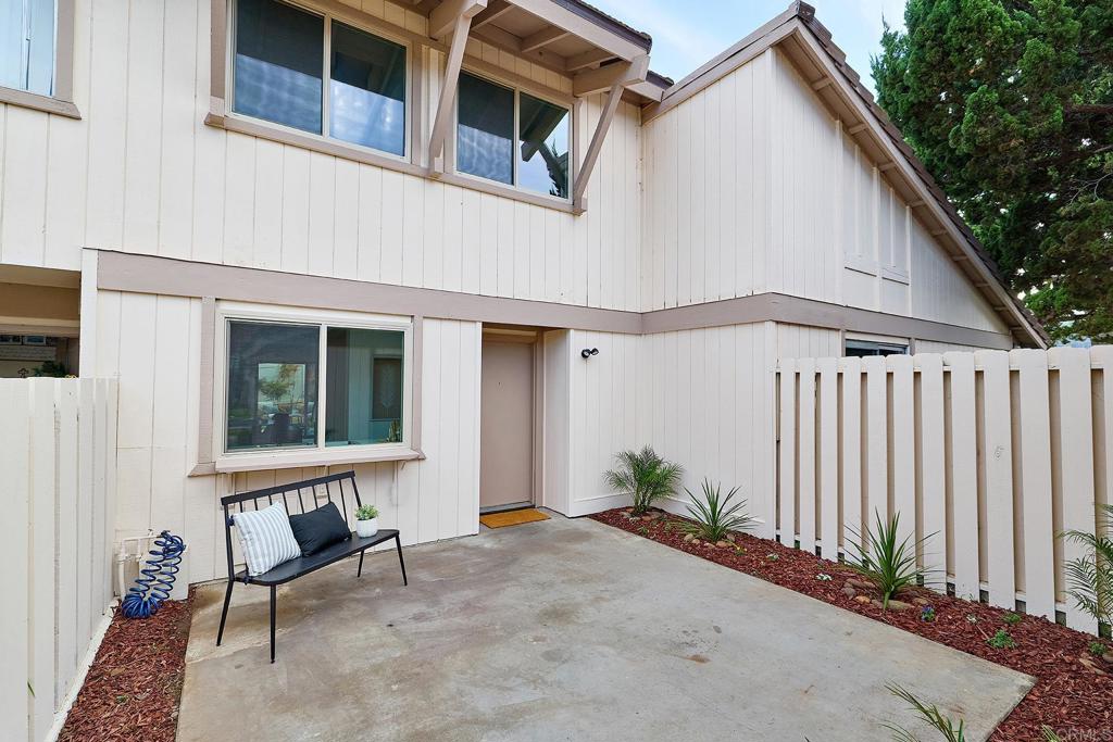 11364 Poblado Road Property Photo 4