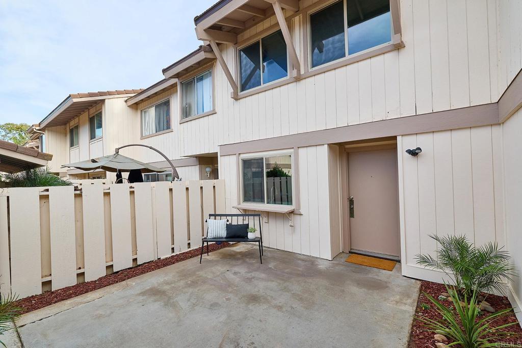 11364 Poblado Road Property Photo 5