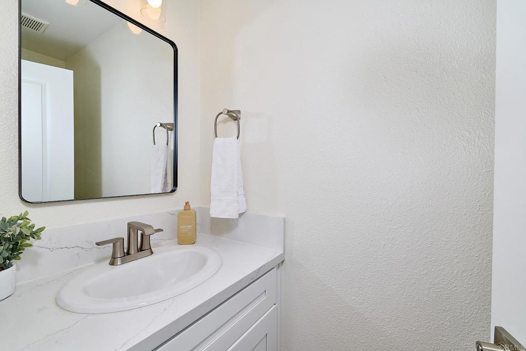 11364 Poblado Road Property Photo 15