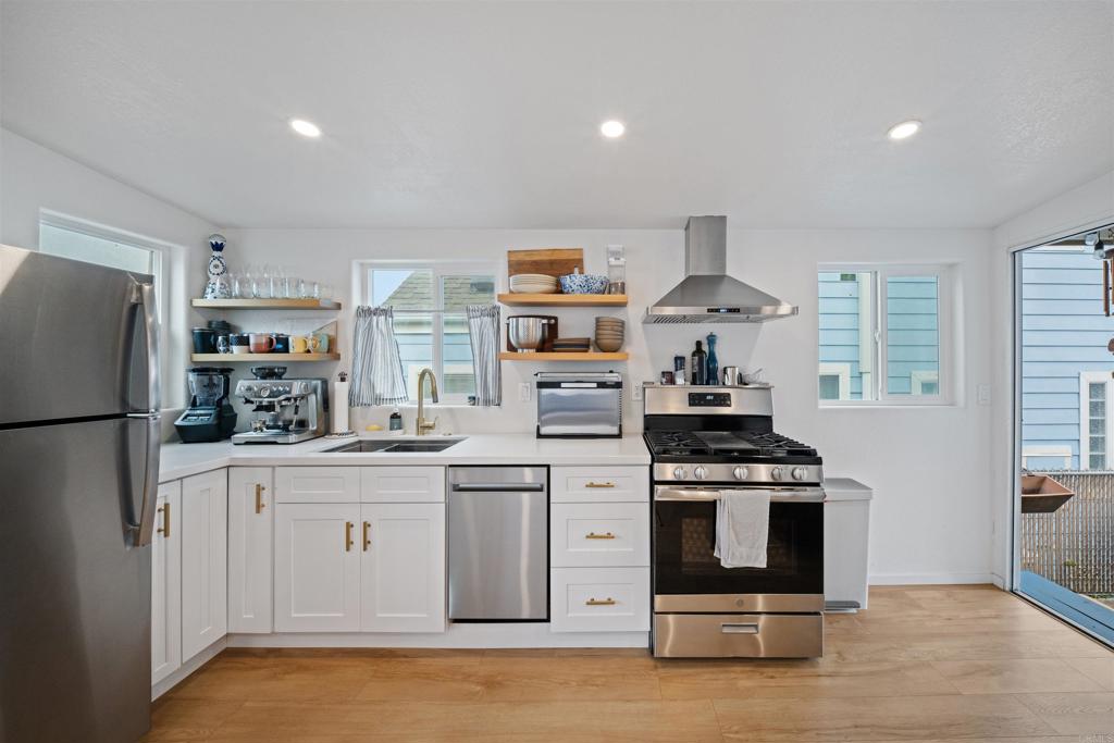 1624 N Coast Highway 101 45 Property Photo 7
