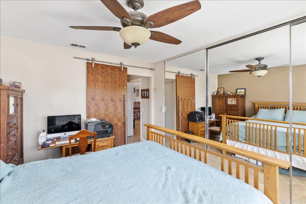 827 Bayberry Ct. Property Photo 17