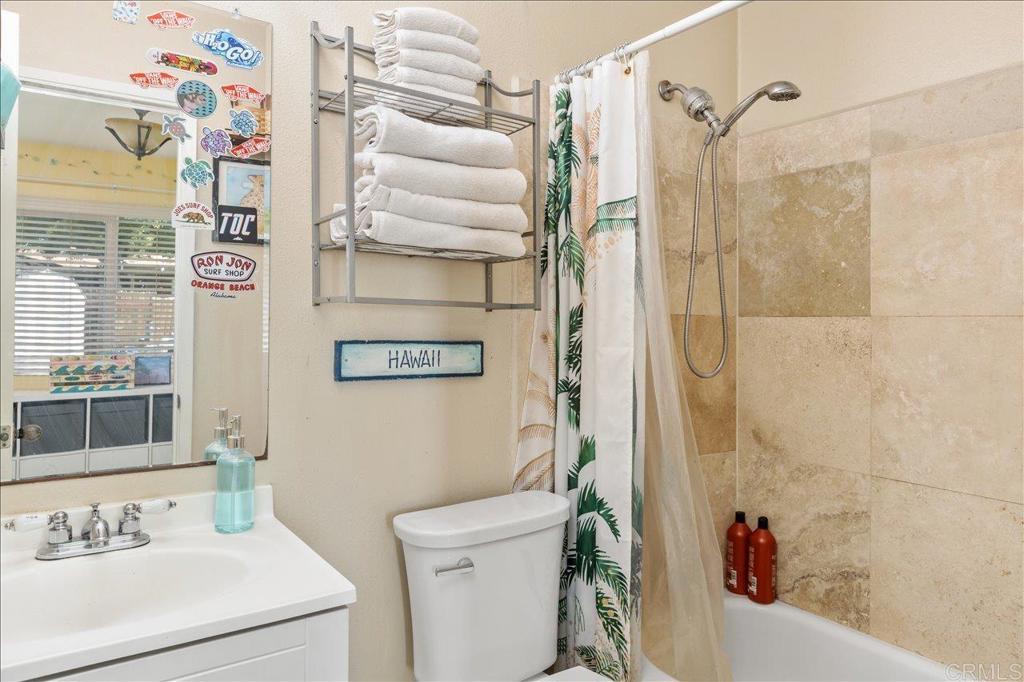 827 Bayberry Ct. Property Photo 20