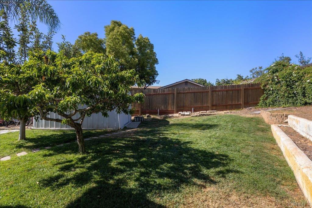 827 Bayberry Ct. Property Photo 28