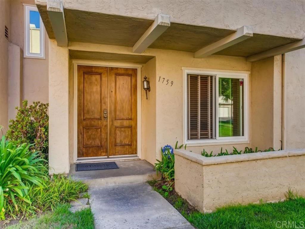 1759 Edgefield Dr Property Photo 2