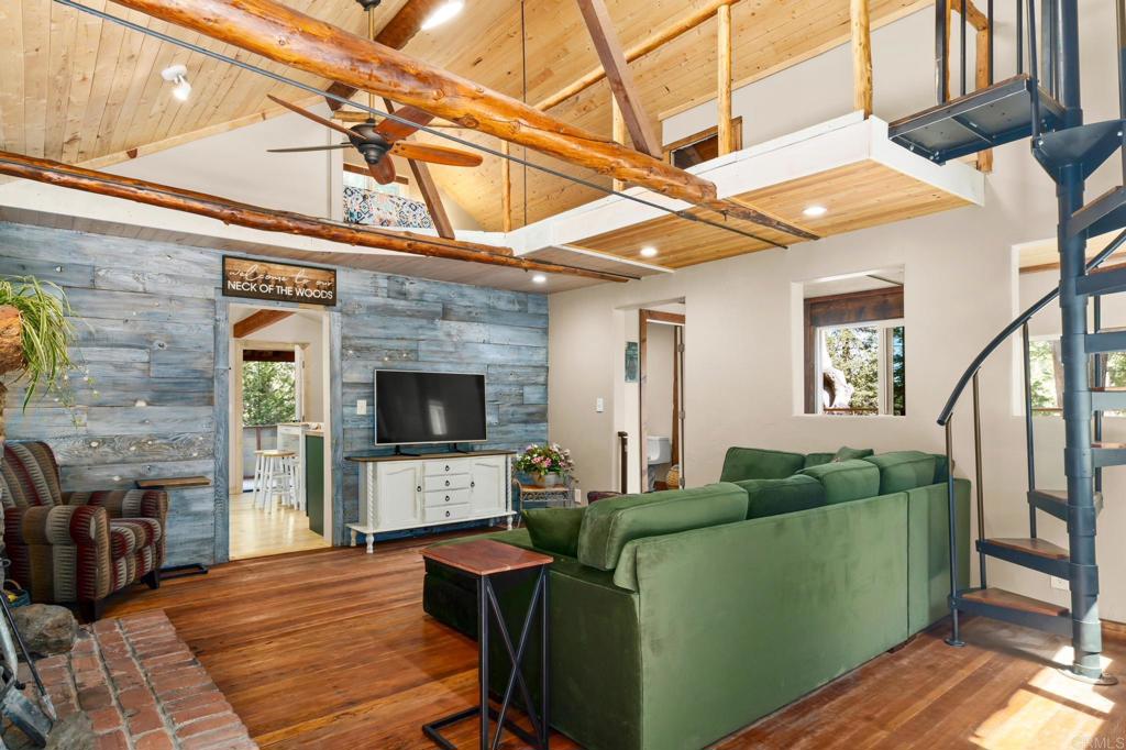 33556 Fern Trail Property Photo 8