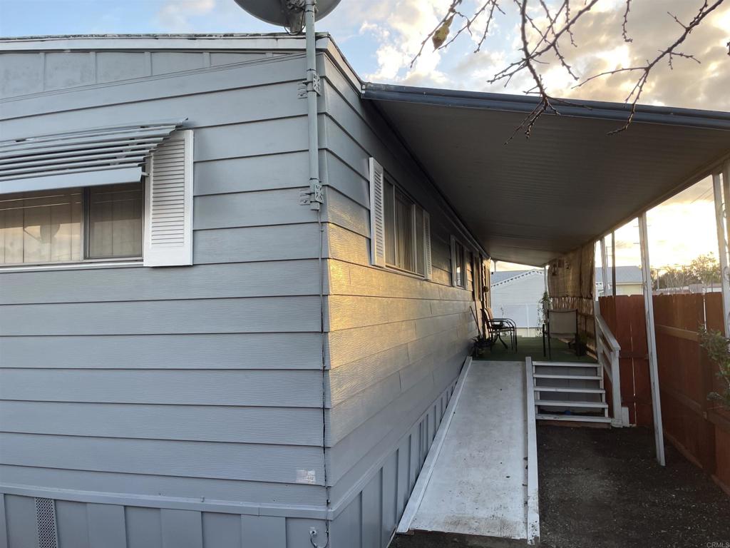 718 Sycamore Avenue 94 Property Photo 4