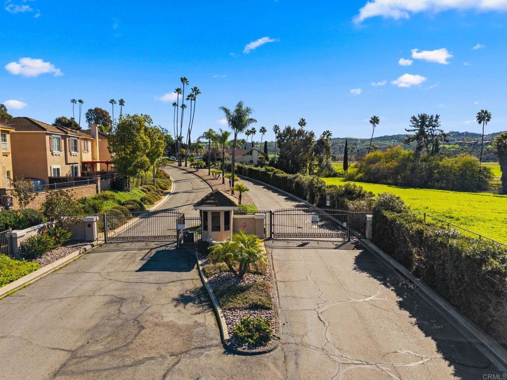 32 Via Casitas Property Photo 8