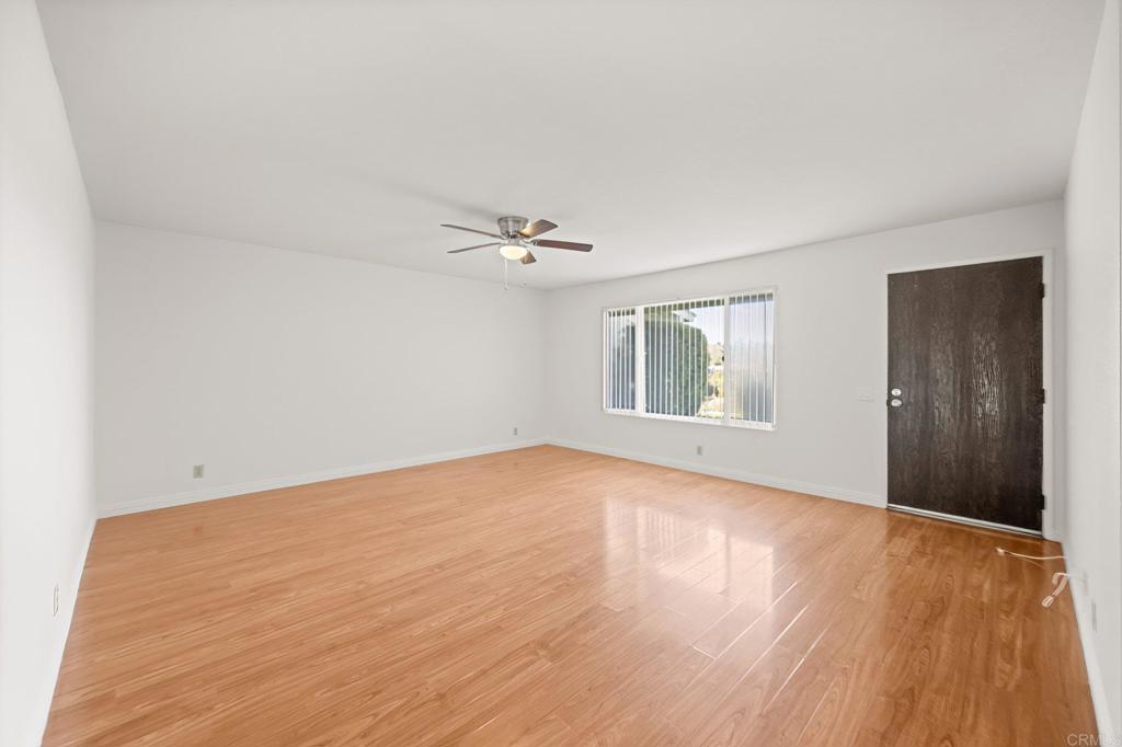 4440 Skimmer Way Property Photo 4