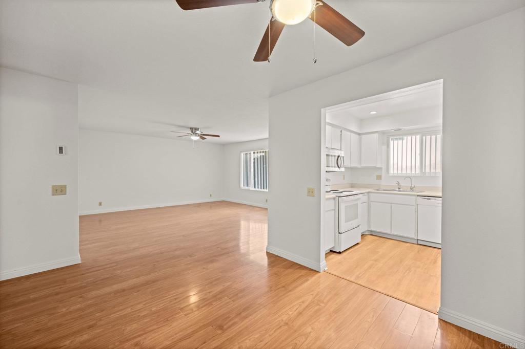 4440 Skimmer Way Property Photo 12