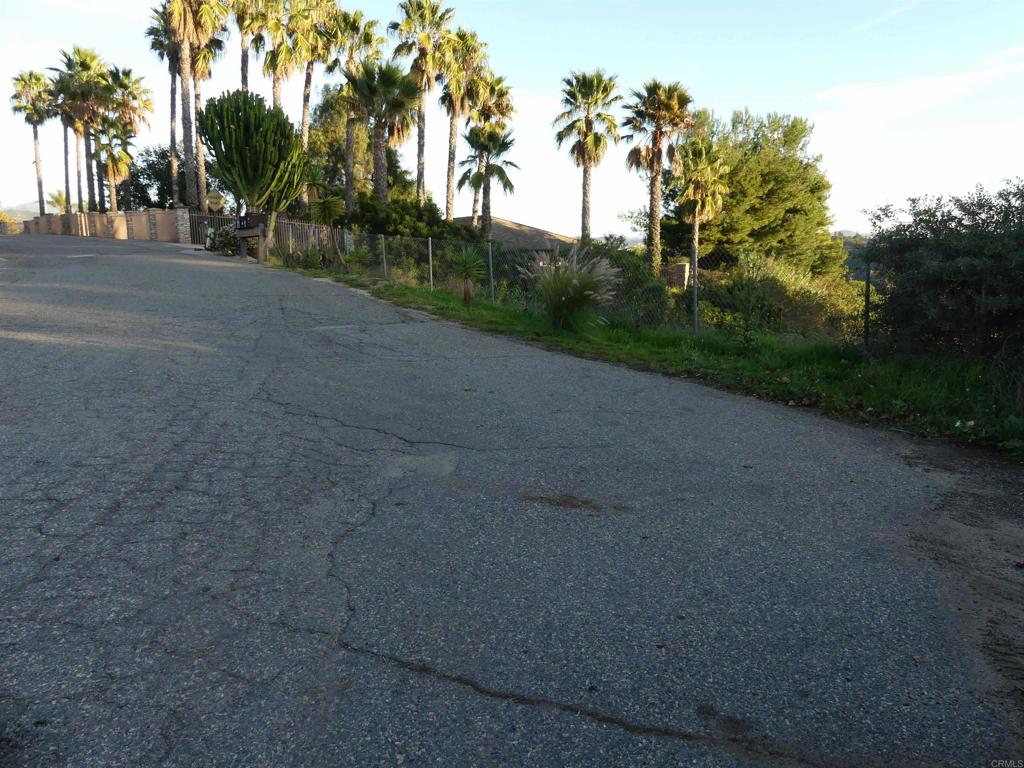 725 Yucca Road Property Photo 28