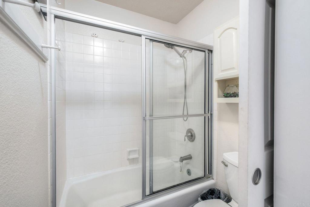 600 N The Strand N 37 Property Photo 10