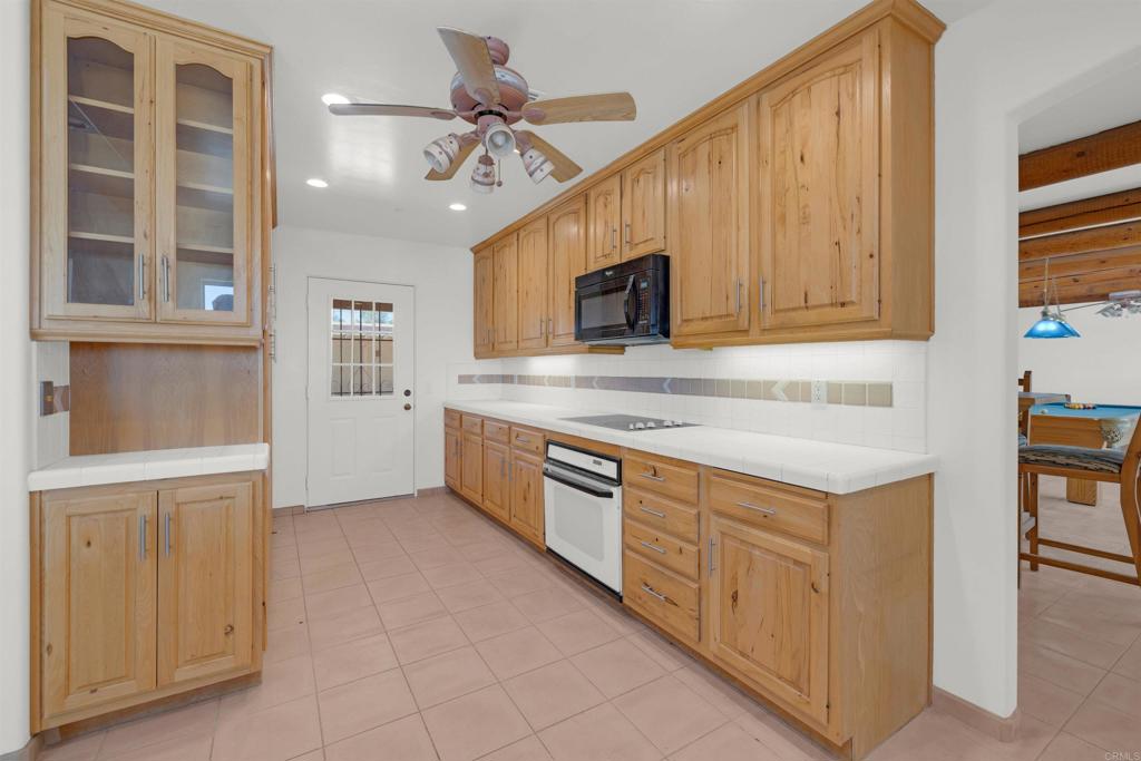 6226 Split Mountain Road Property Photo 6