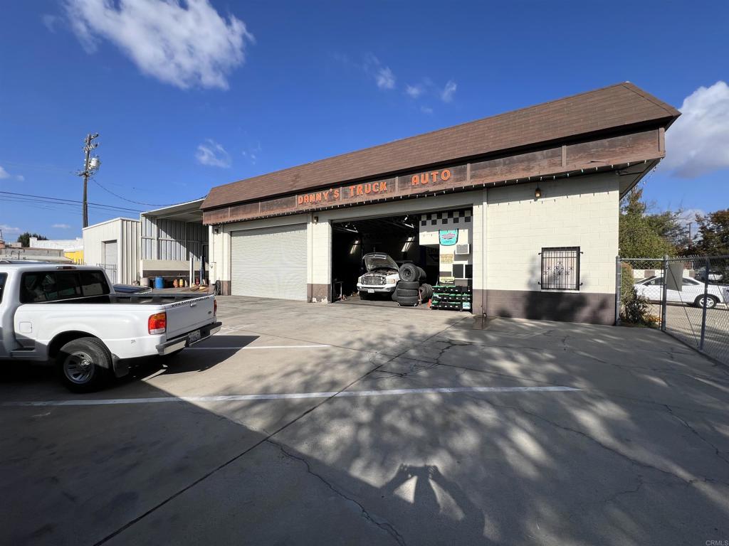 729 D Street Property Photo 2