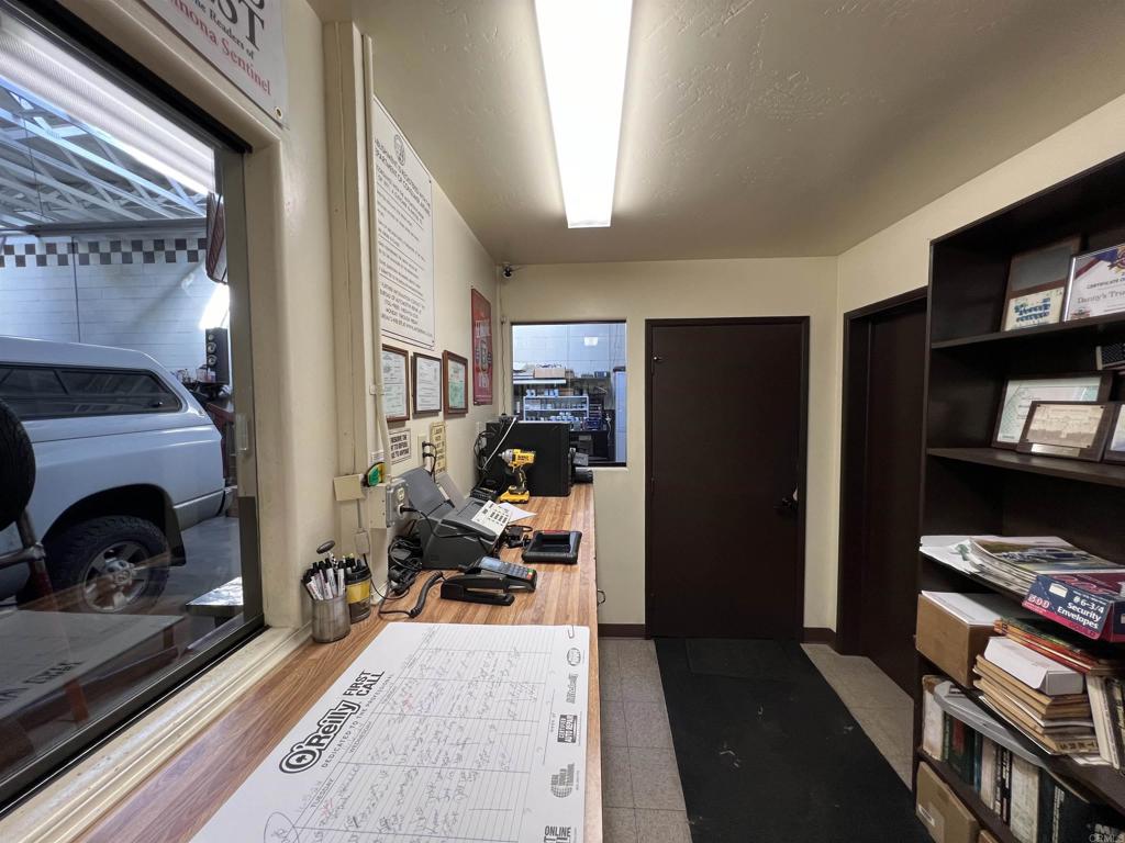 729 D Street Property Photo 17