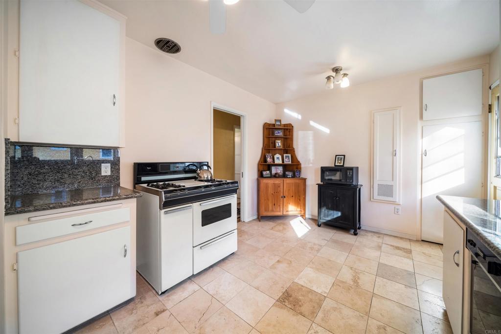 1350 Quincy Avenue Property Photo 10