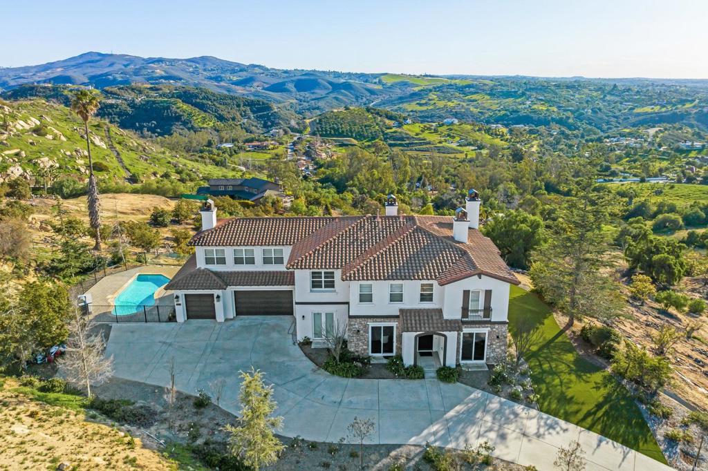 30809 Chateau Haut Briant Property Photo 3