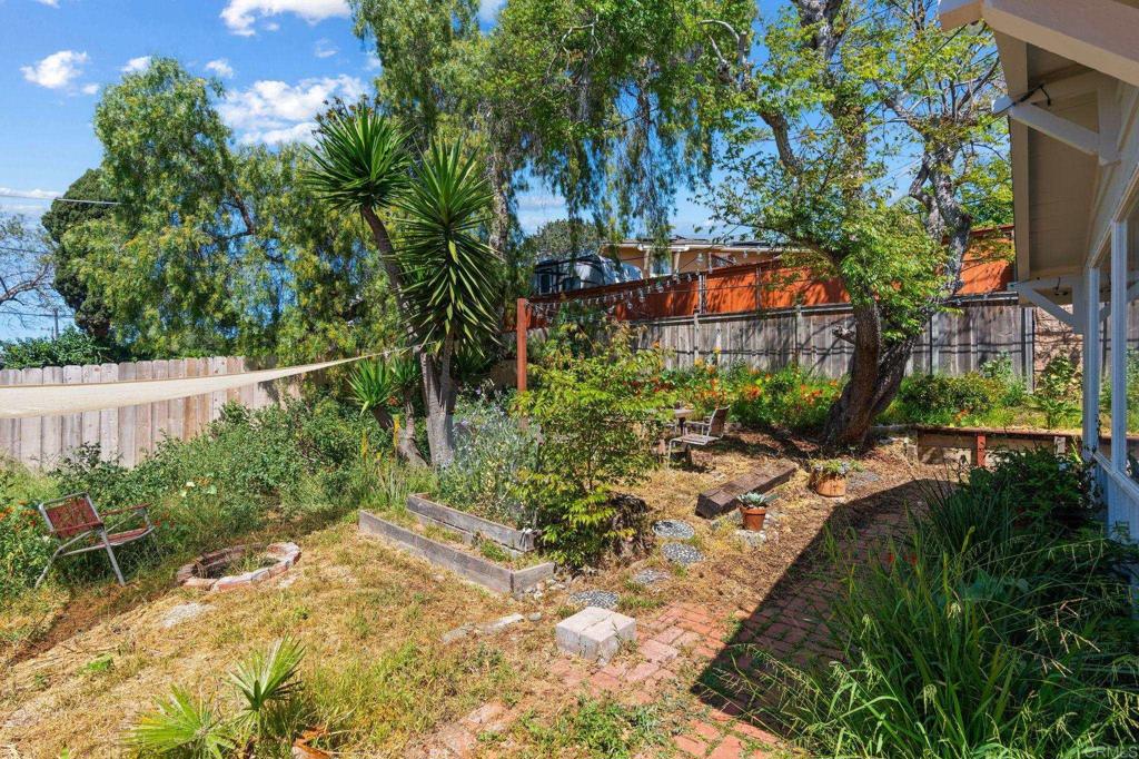 273 Hillcrest Drive Property Photo 18