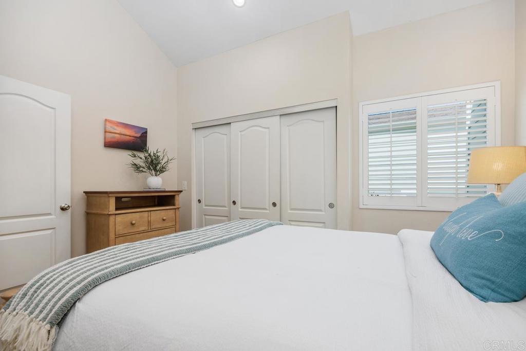 1715 Kennington Road Property Photo 26