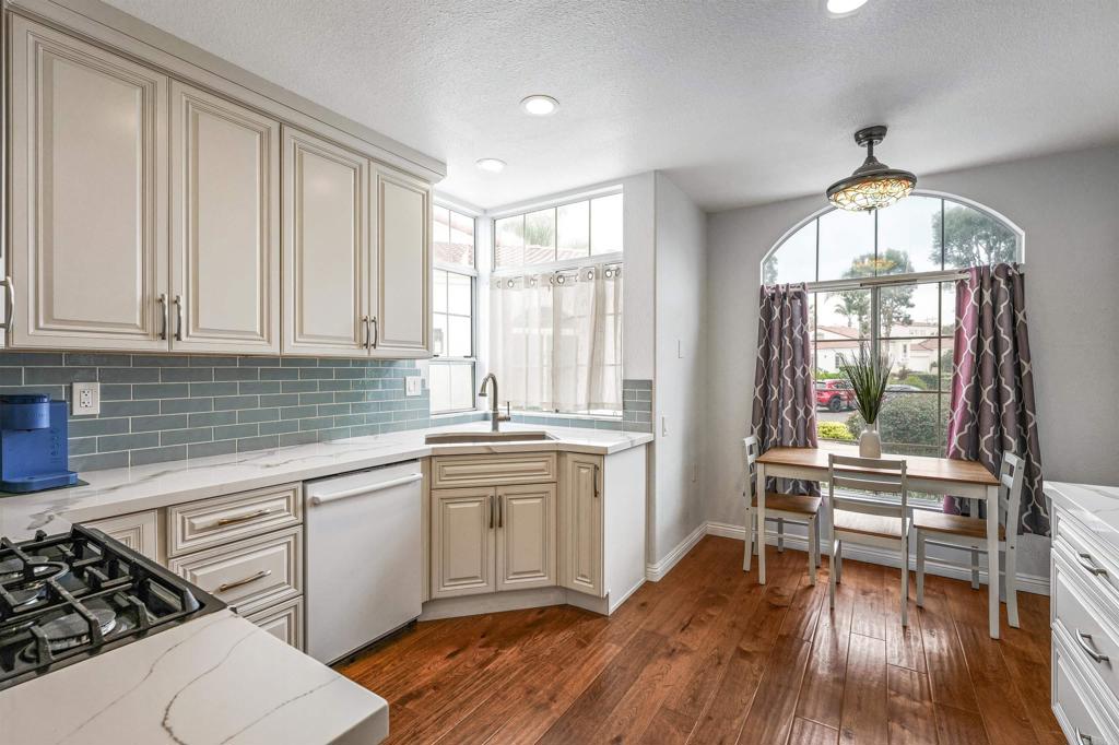 3315 Tripoli Property Photo 14