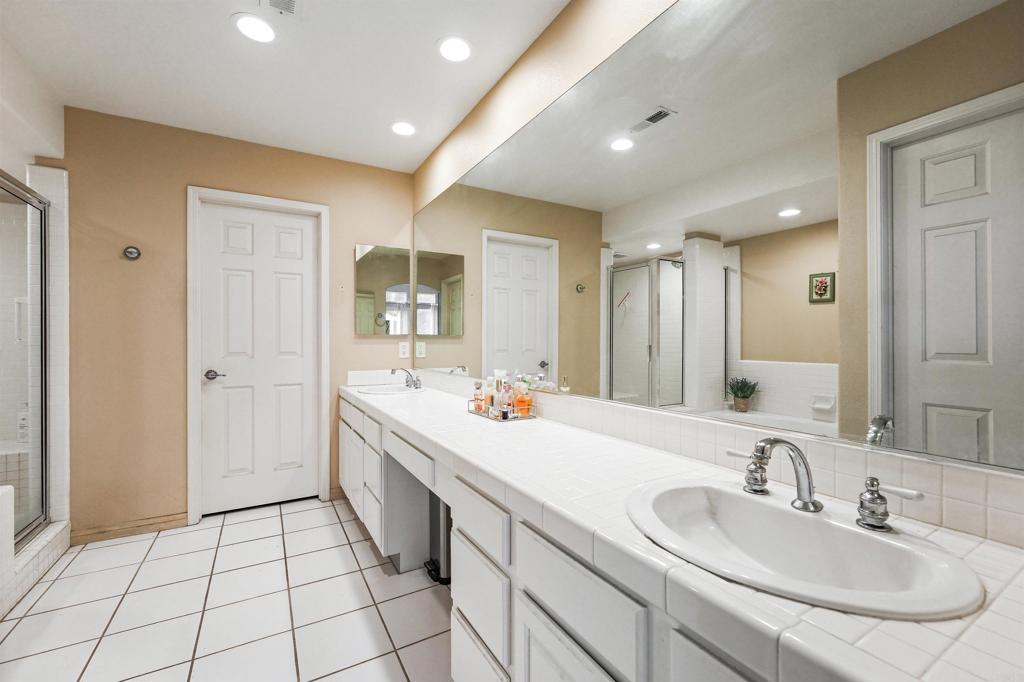 3315 Tripoli Property Photo 24