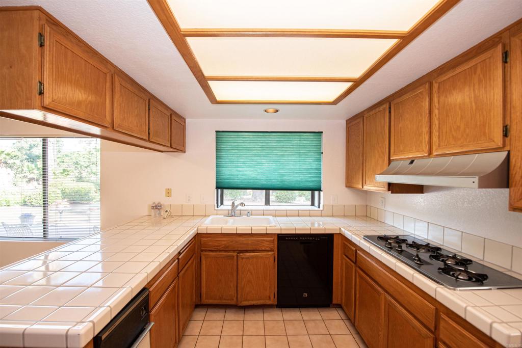 2432 Live Oak Road Property Photo 28