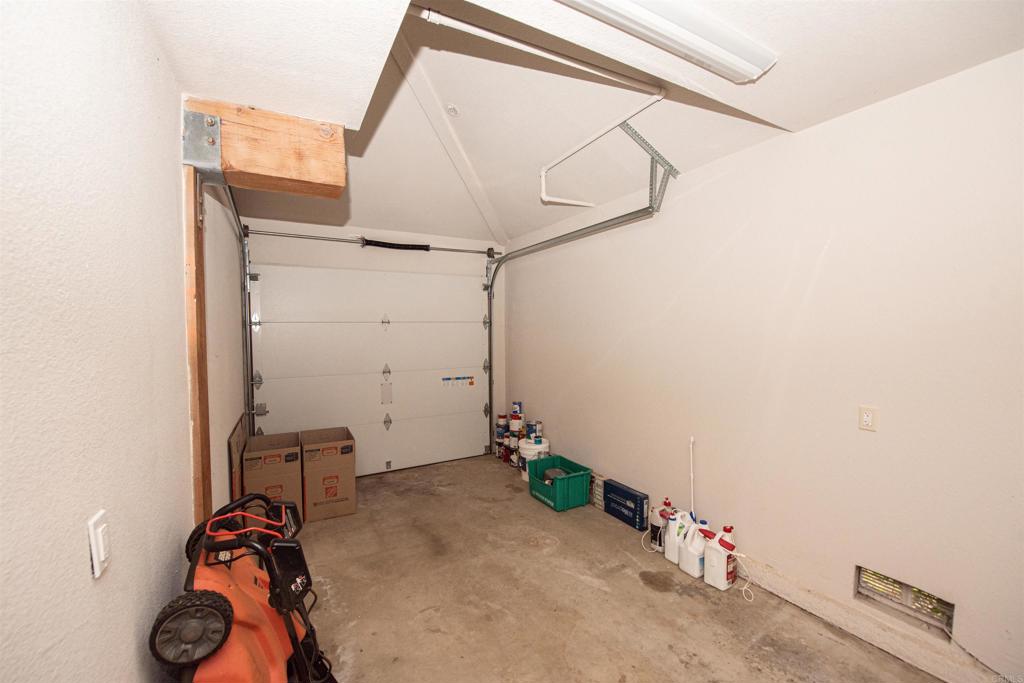 2432 Live Oak Road Property Photo 32
