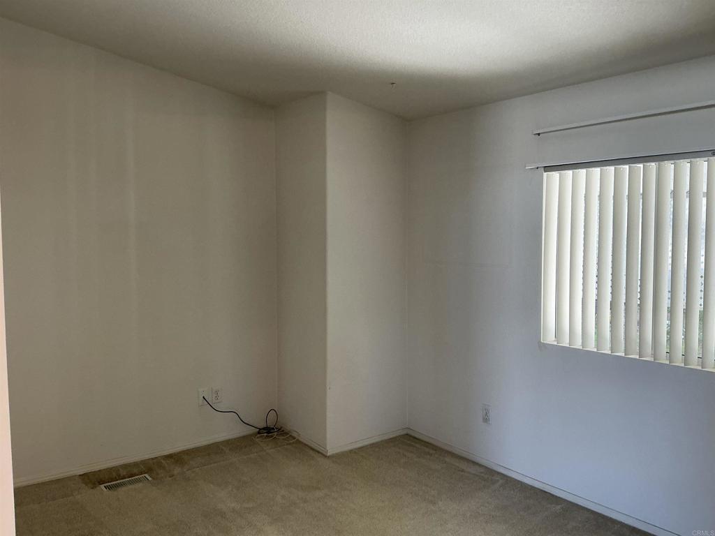 525 W El Norte Pkwy 127 Property Photo 18
