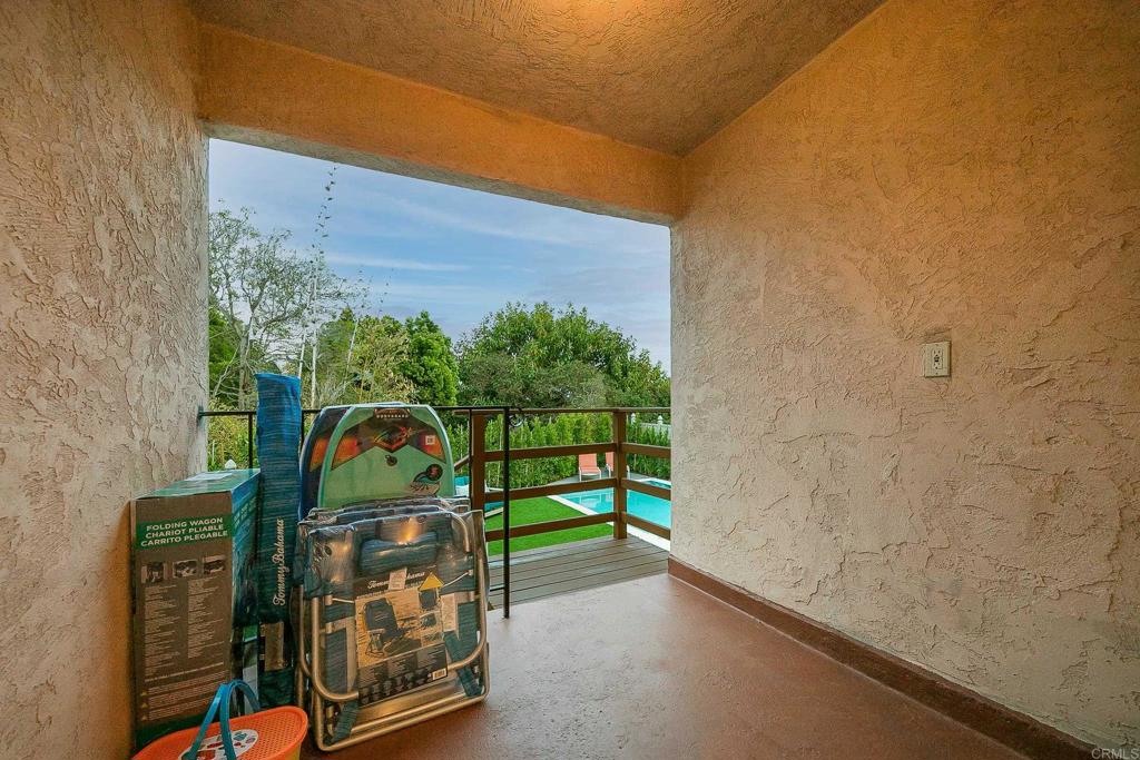 965 Rosecrans Street Property Photo 15