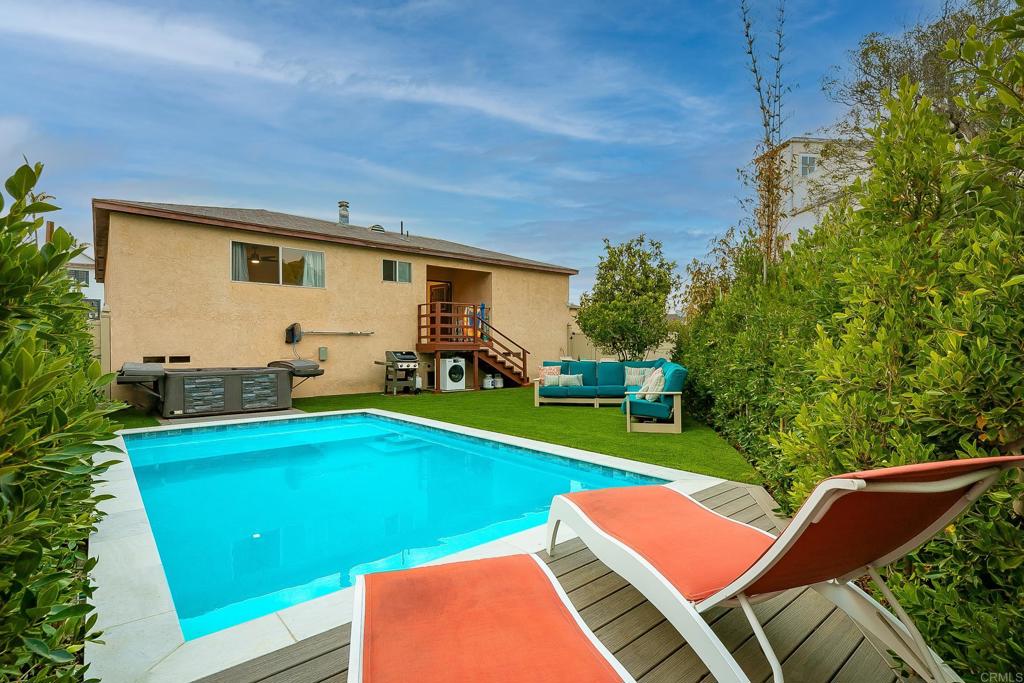 965 Rosecrans Street Property Photo 23