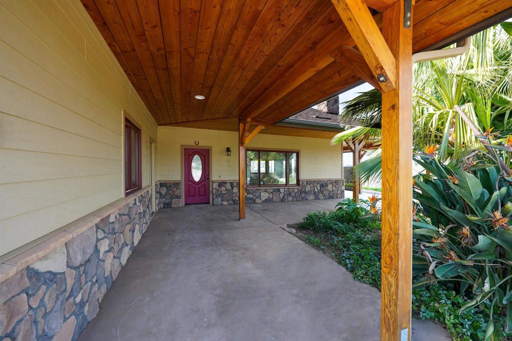24710 Sutherland Drive Property Photo 19