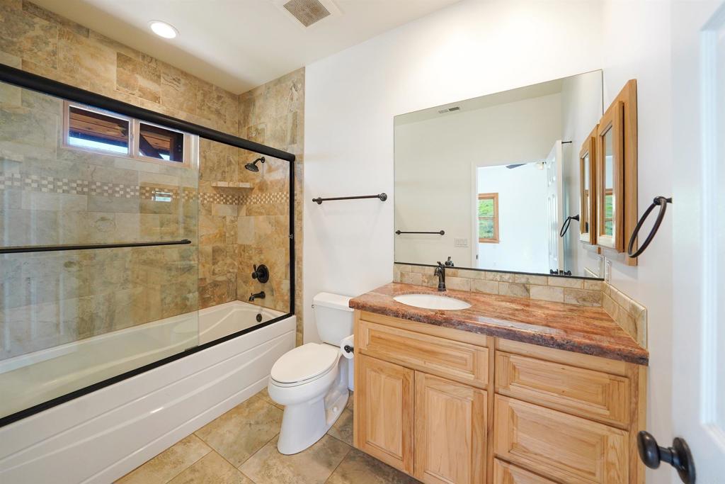 24710 Sutherland Drive Property Photo 32