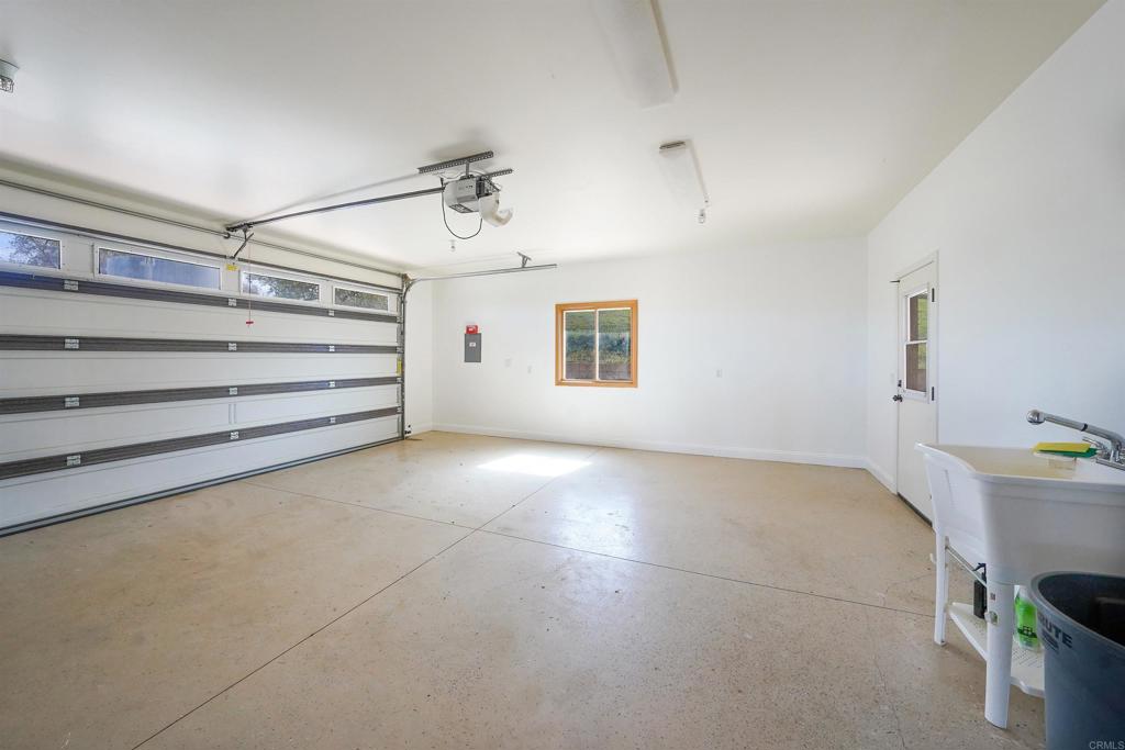 24710 Sutherland Drive Property Photo 36