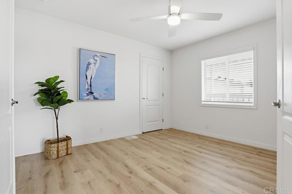 525 W El Norte Parkway 348 Property Photo 17
