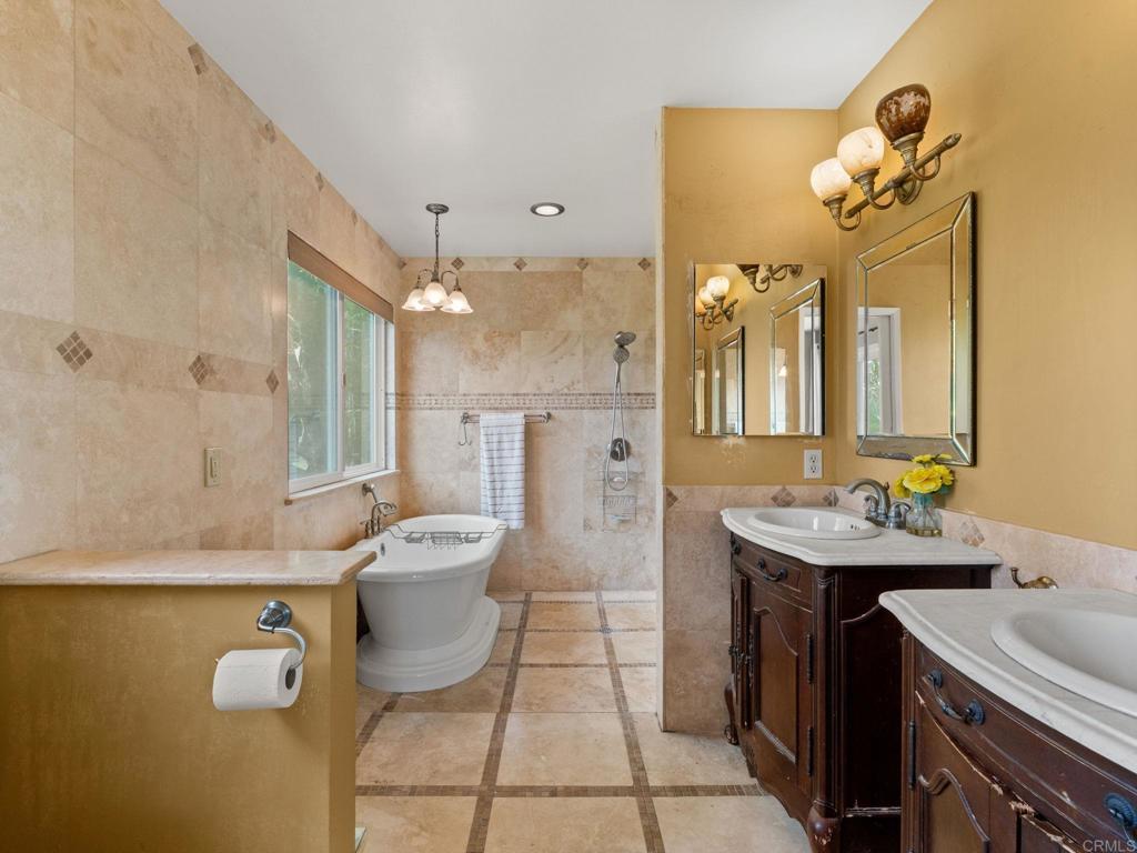 1330 Sugarbush Drive Property Photo 23