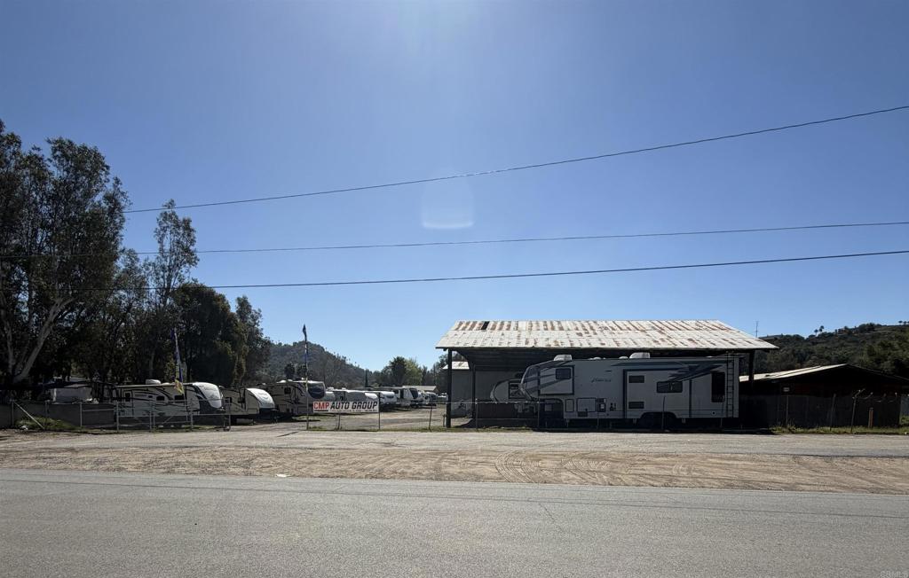 27455 Valley Center Road Property Photo 3
