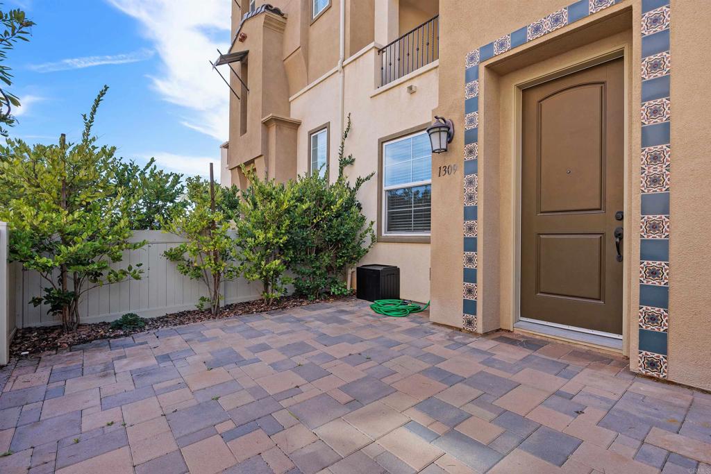 1309 Via Lucero Property Photo 1
